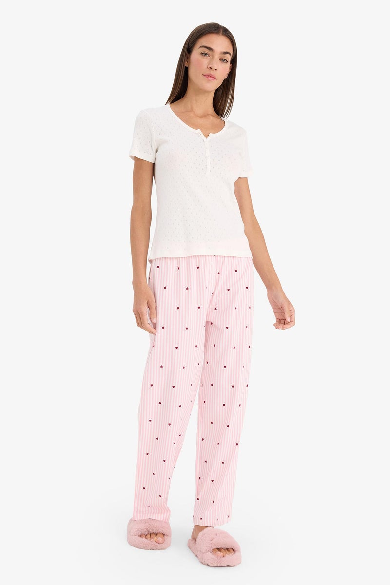 ديفاكتو طقم بيجاما قصة عادية نص كم - قطعتين - Image 2